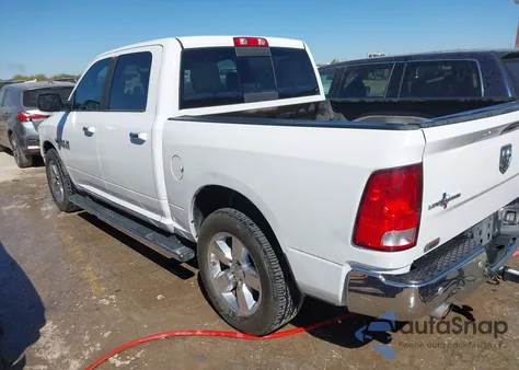 2016 Ram 1500 Lone Star z USA, uszkodzony, nr VIN 3C6RR6LT9GG300493